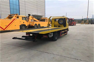 马家堡非事故拖车