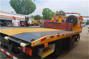 马家堡附近拖车电话号码服务