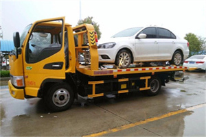马家堡附近拖车救援24小时服务热线